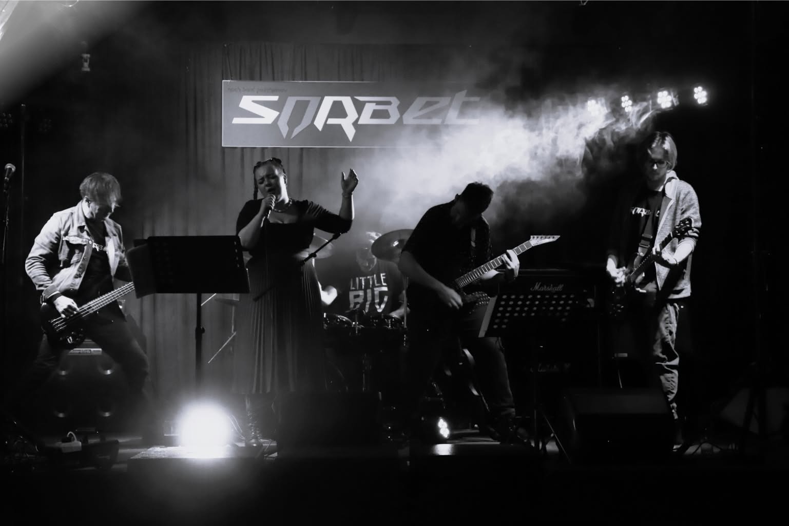 HODOVÉ DOZVUKY - KONCERT KAPELY SORBET